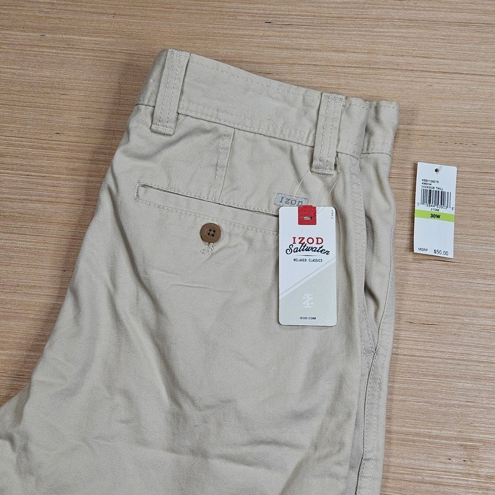 IZOD Saltwater Pleated Shorts Men 30 Fit 31W Stone Dockside Twill Chino NEW READ